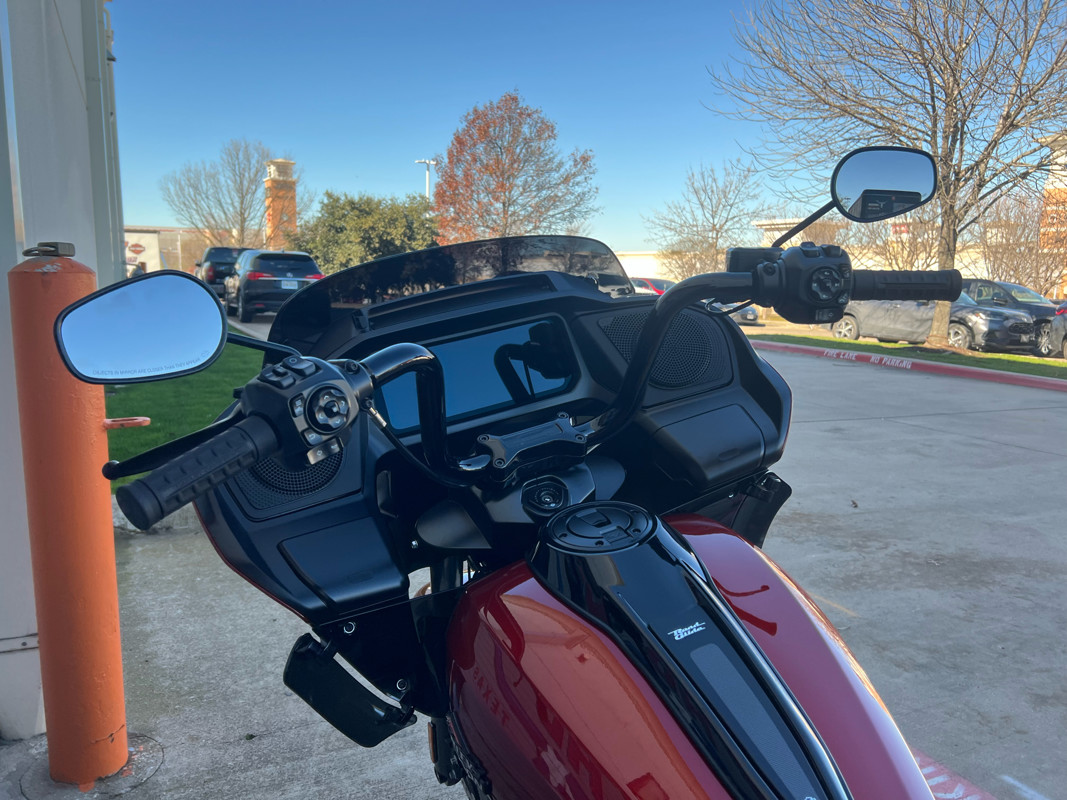 Road Glide®