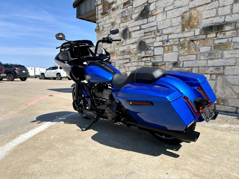 Road Glide®