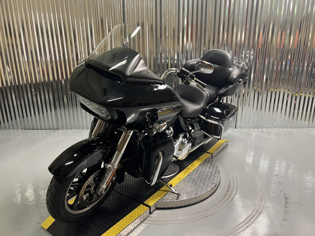 Road Glide® Ultra