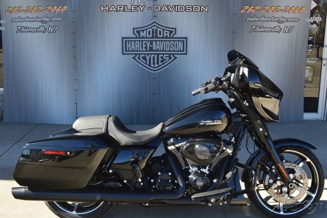 Street Glide®