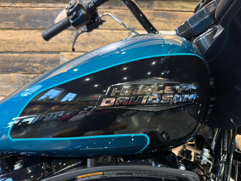 Road Glide®