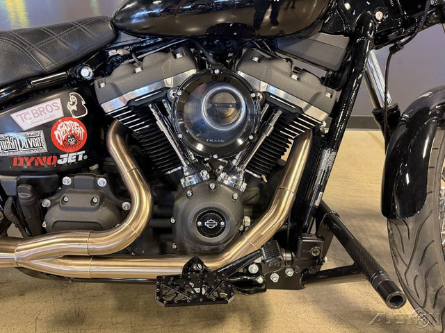 Softail® Street Bob®