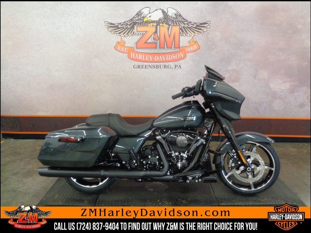 Street Glide®