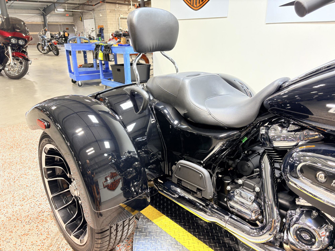 Road Glide® 3