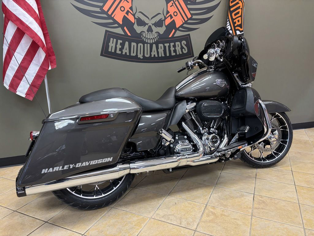 Street Glide® Special