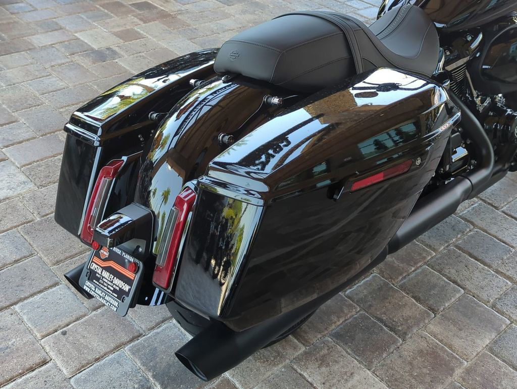 Road Glide®