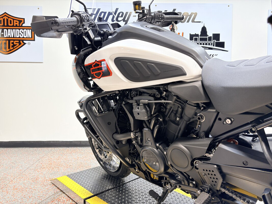 Pan America® 1250 Limited