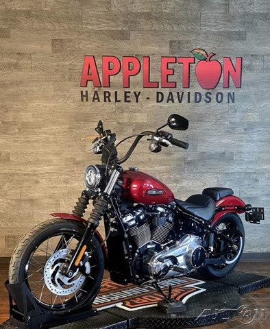 Street Bob®
