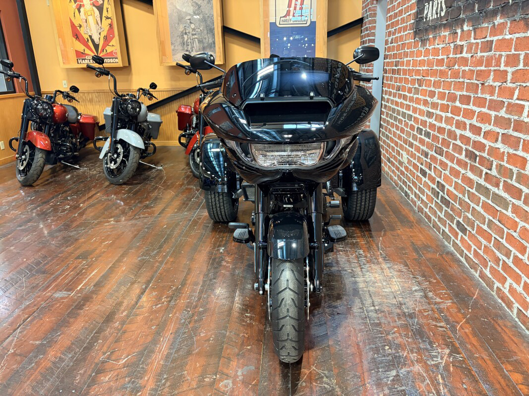 Road Glide® 3