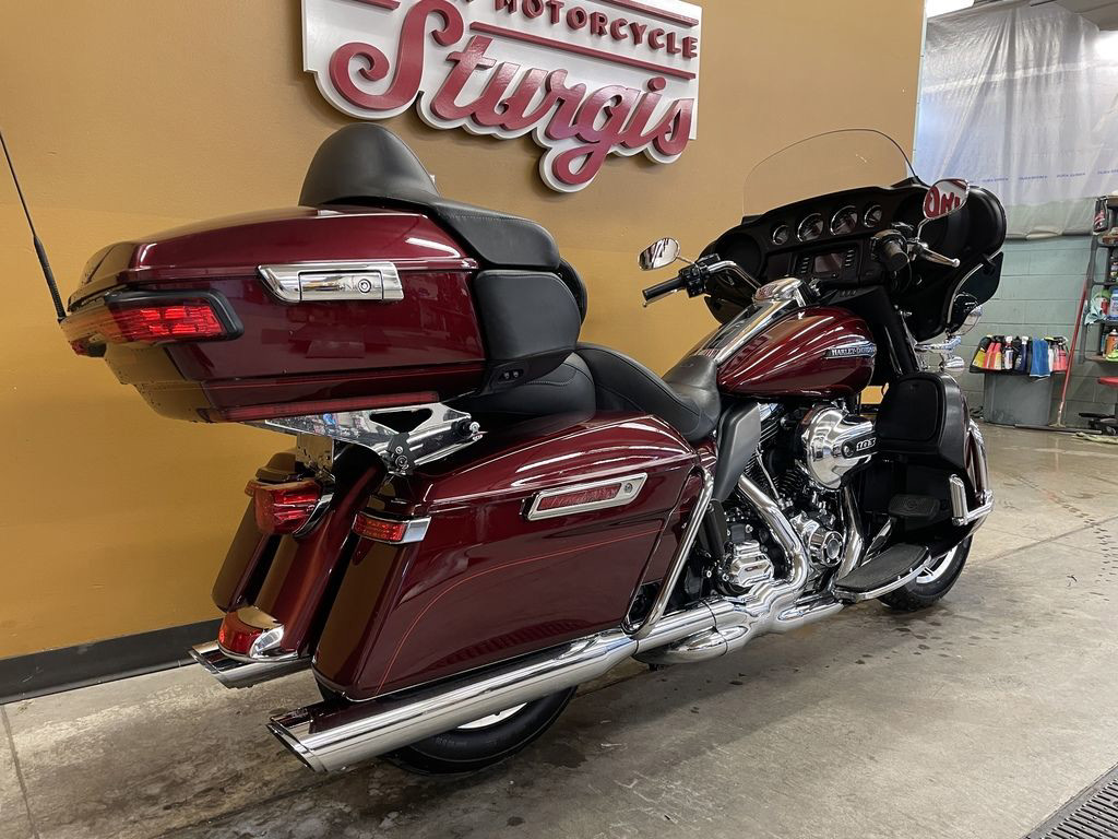 Electra Glide® Ultra Classic® Low