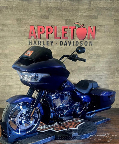Road Glide®