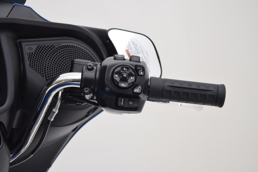 Street Glide®