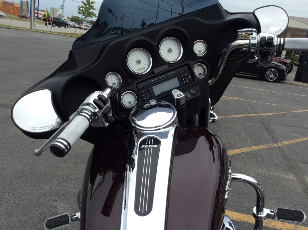 Street Glide®