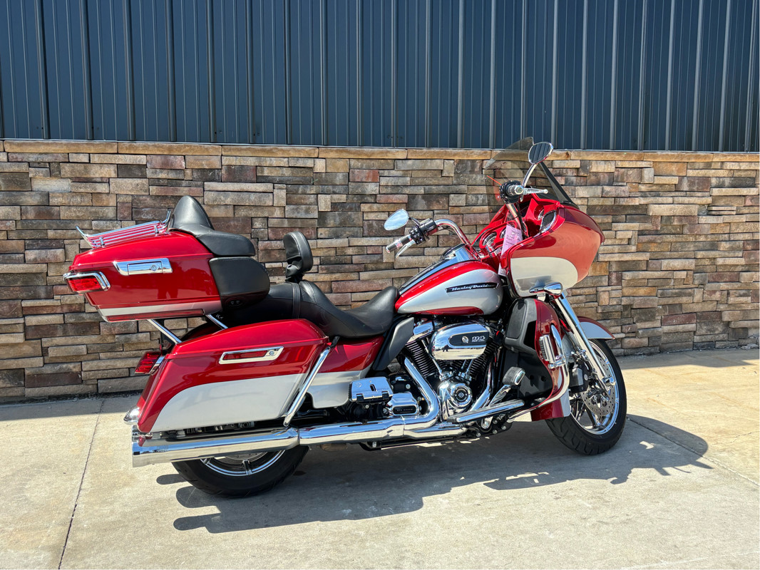 Road Glide® Ultra