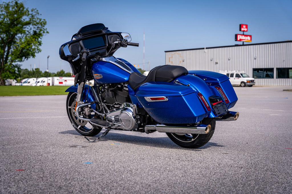 Street Glide®