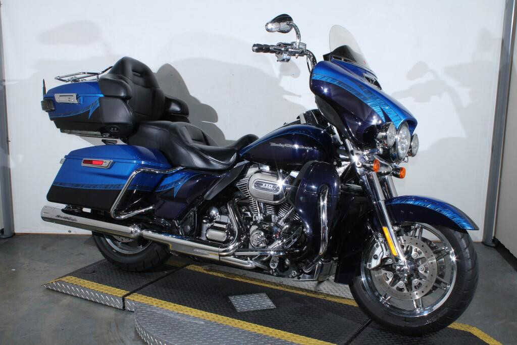 CVO® Electra Glide® Ultra Limited