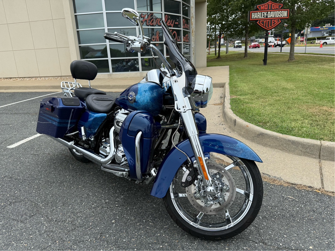 CVO® Road King®