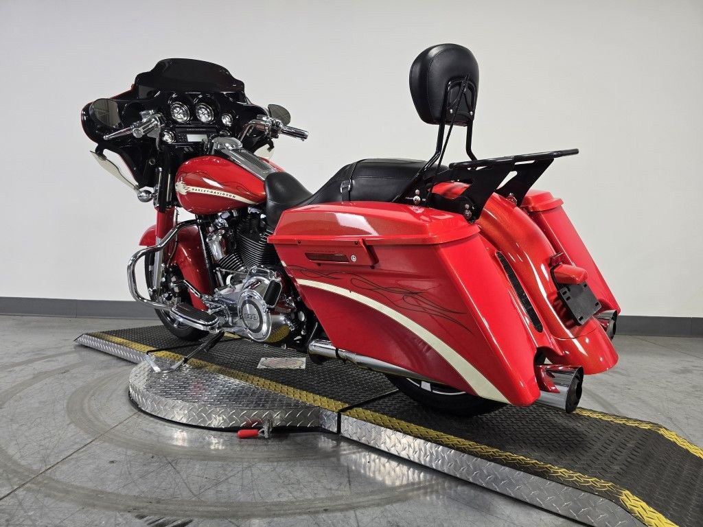 CVO™ Street Glide® 