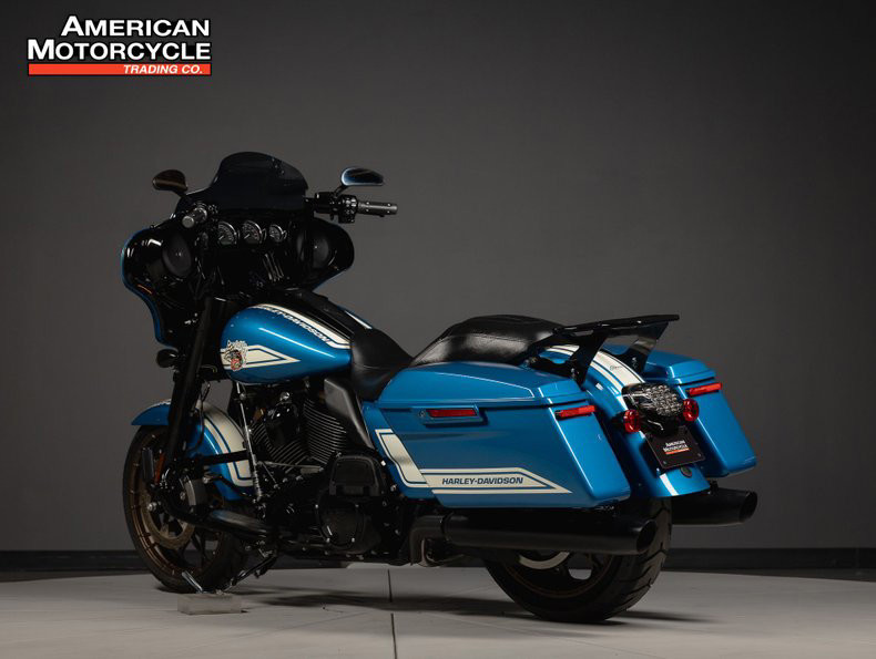 Street Glide® ST