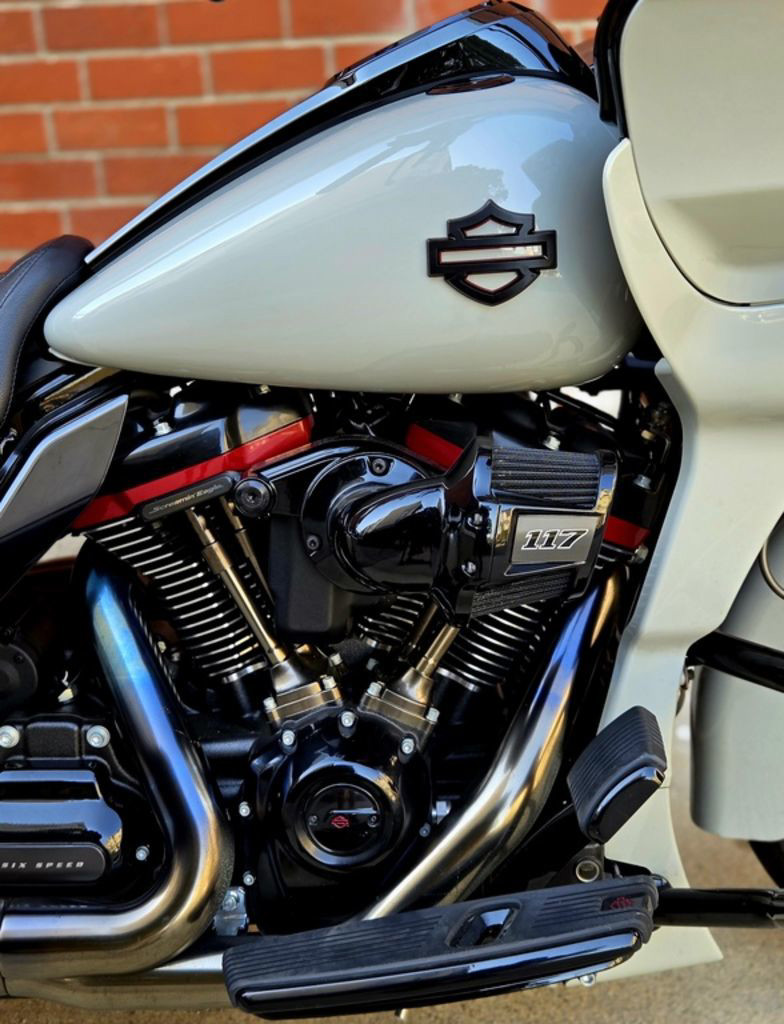 CVO® Road Glide®