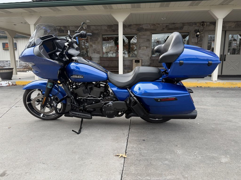 Road Glide®