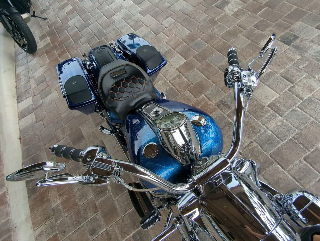 CVO® Road King®