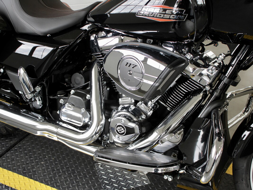Road Glide®