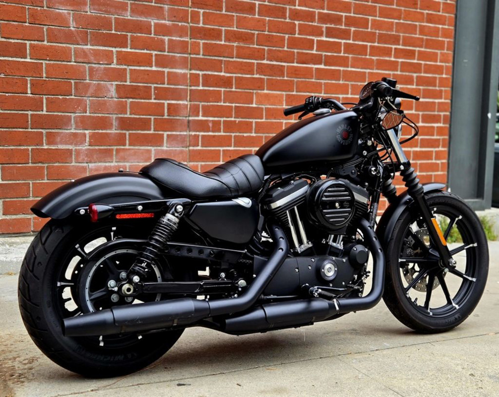 Iron 883®