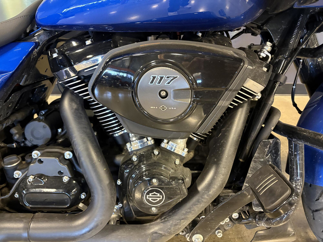 Road Glide®
