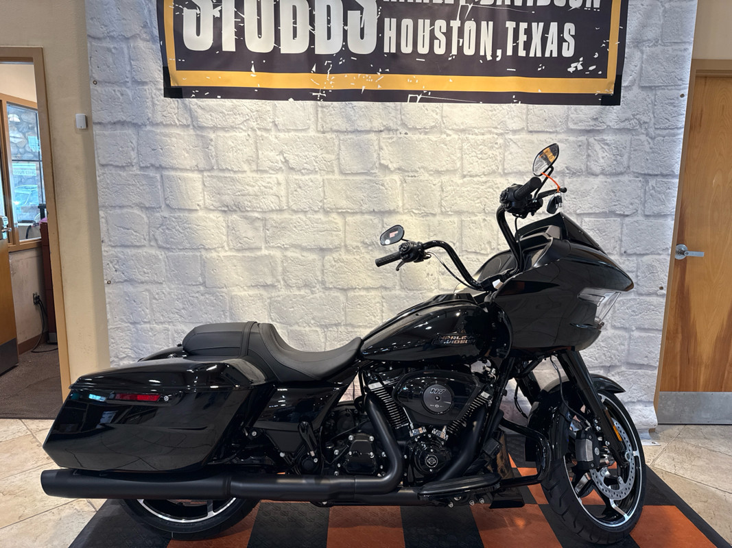 Road Glide®