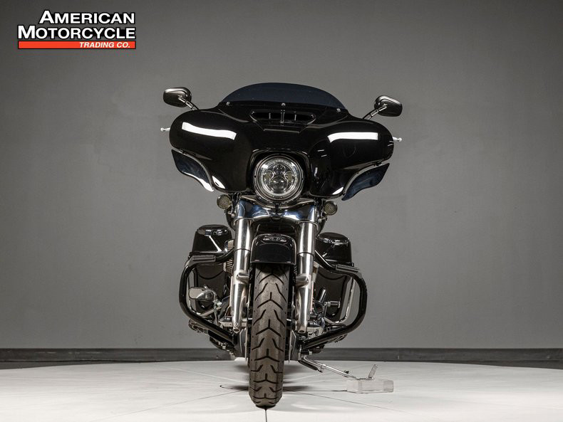 Street Glide® Special