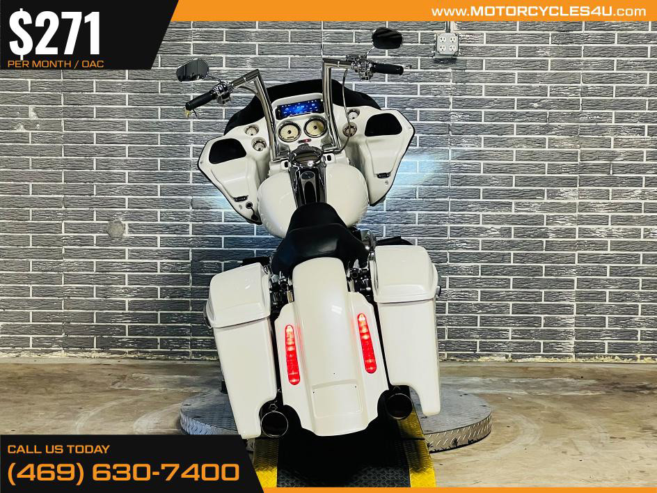 Road Glide®