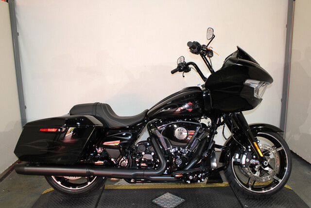 Road Glide®