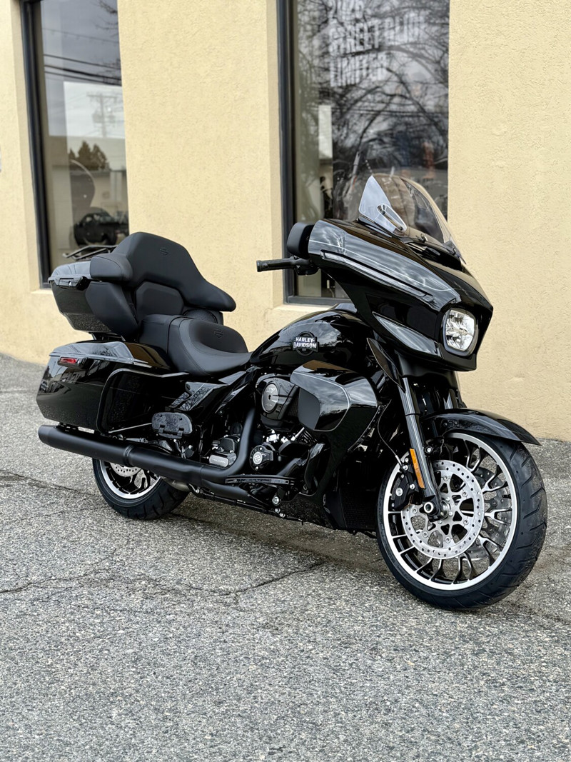 Street Glide® Limited