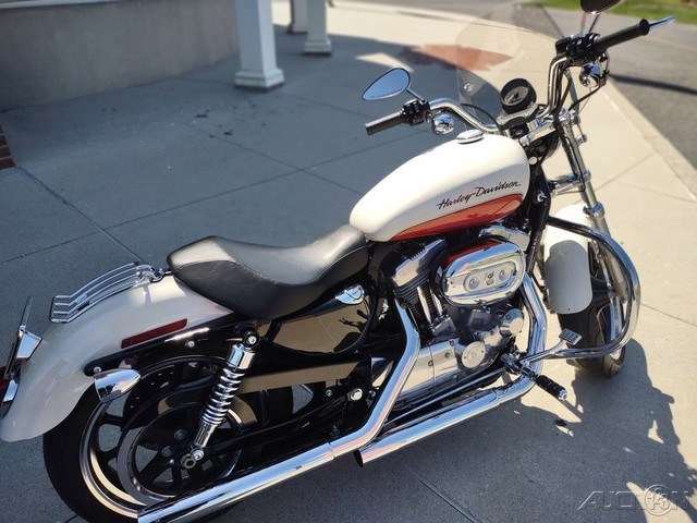 Sportster® 883 SuperLow™