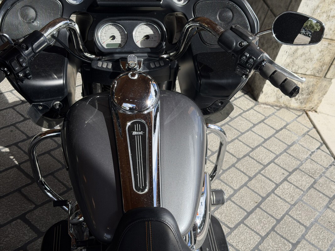 Road Glide®