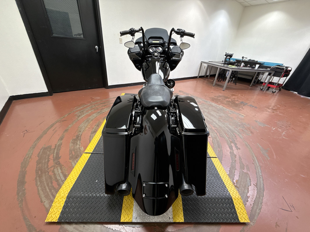 Road Glide® Custom