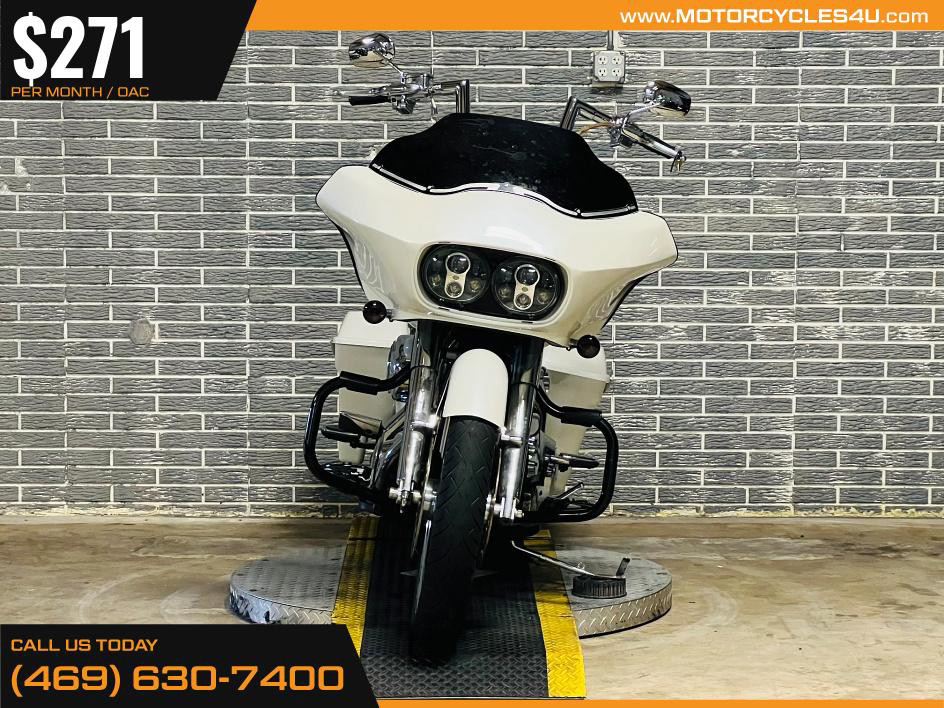 Road Glide®