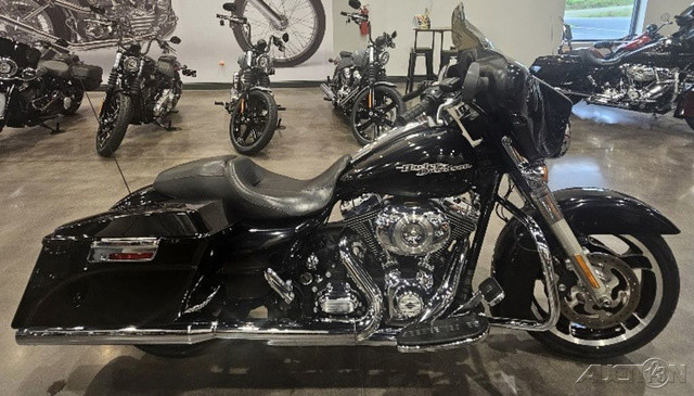 Street Glide®