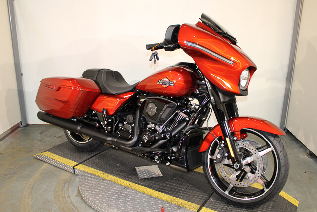 Street Glide®