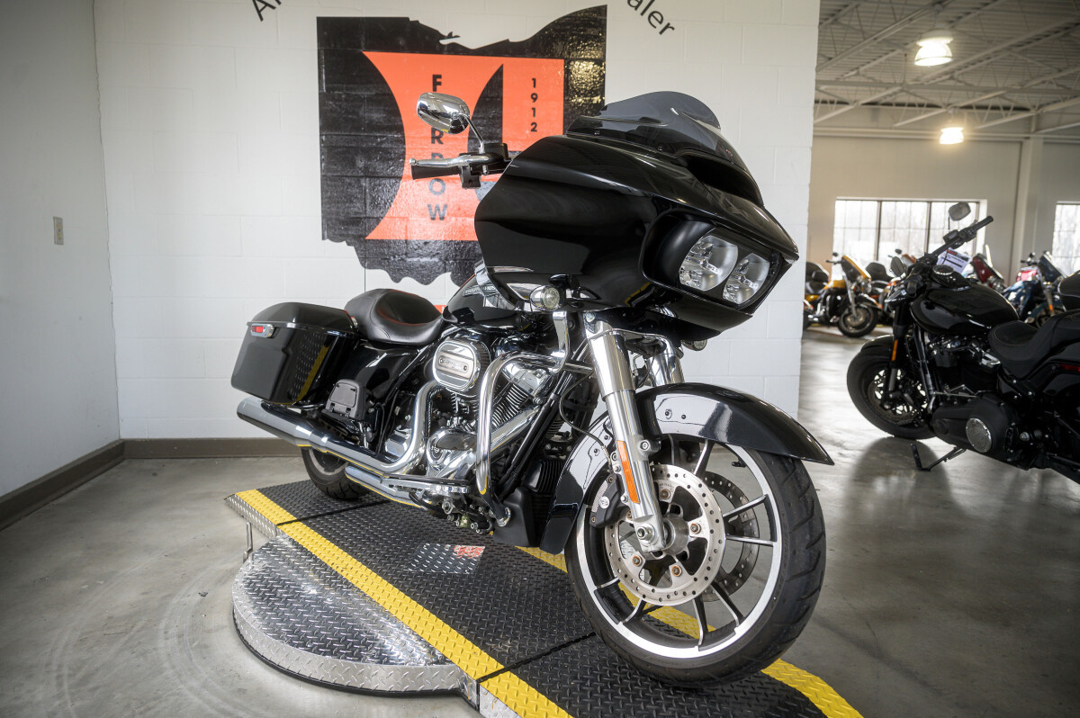 Road Glide®