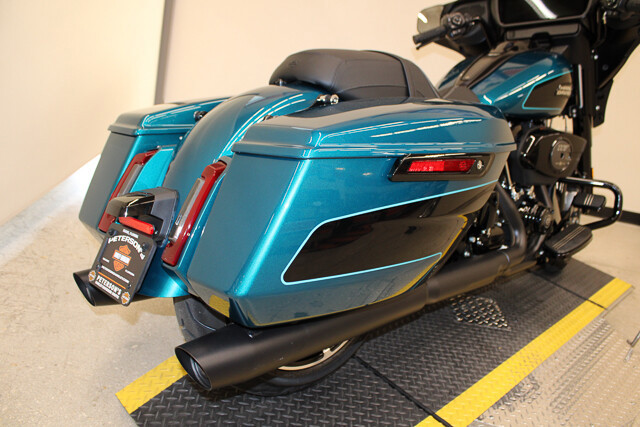Street Glide®
