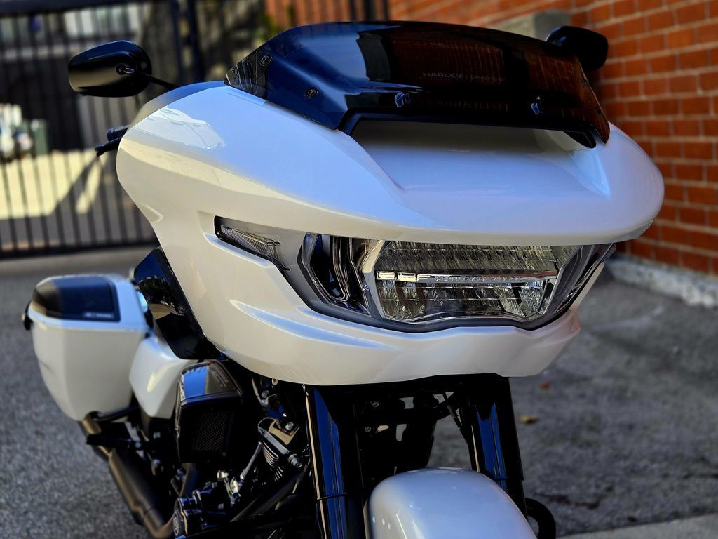 Road Glide®