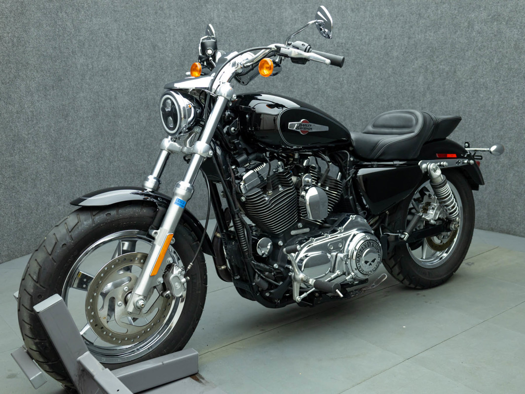 Sportster® 1200 Custom