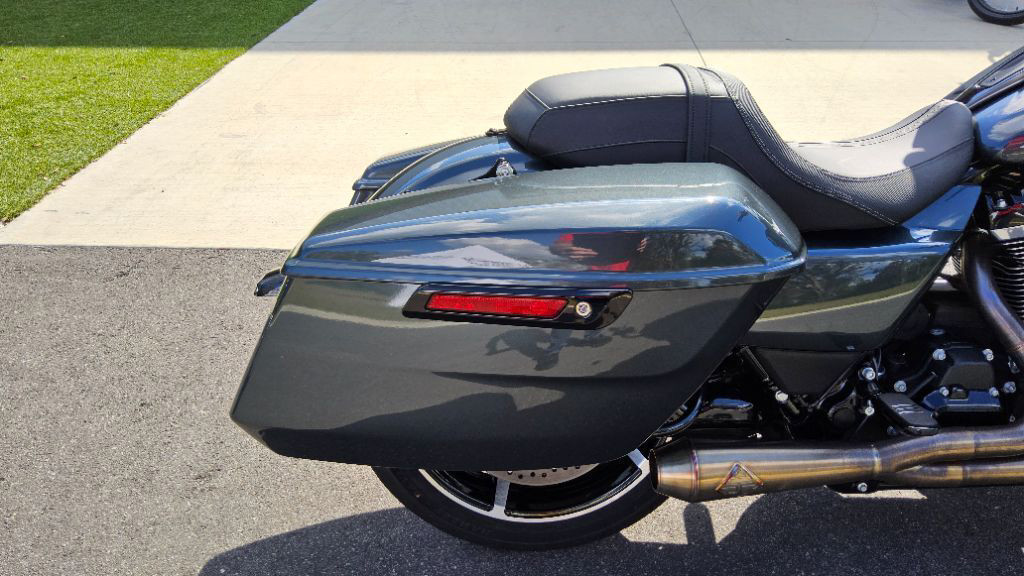 Road Glide®