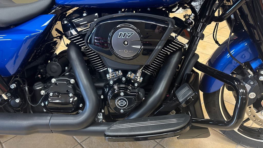 Road Glide®