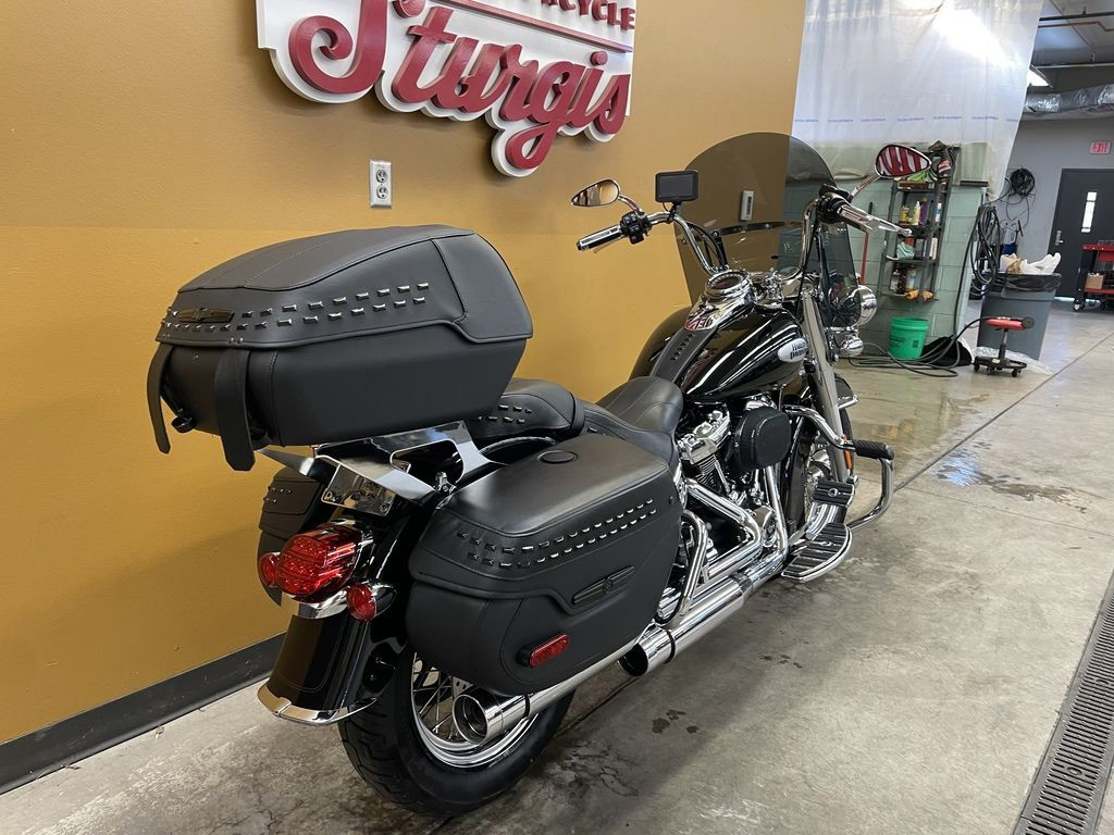 Heritage Classic 114