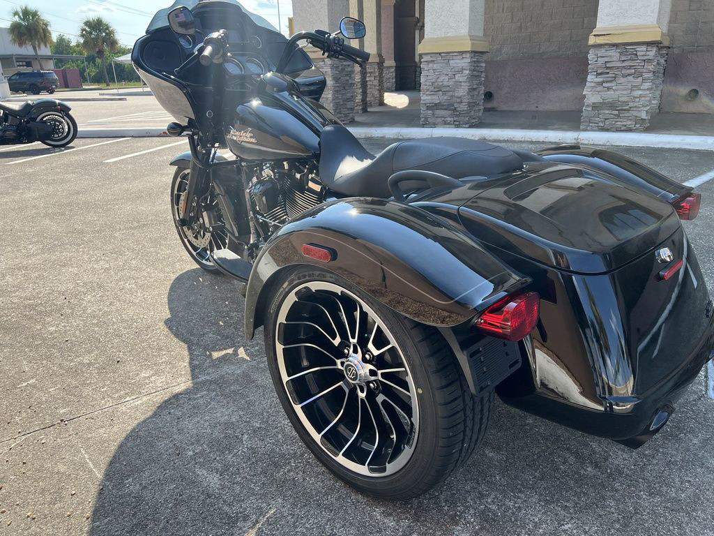 Road Glide® 3