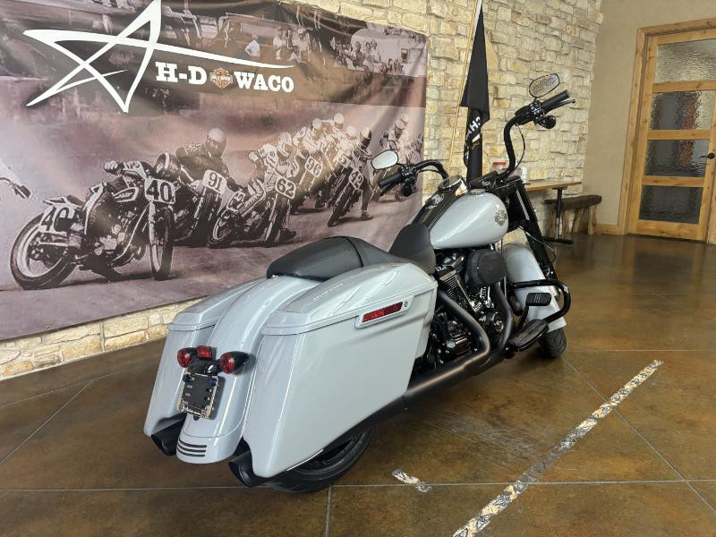 Road King® Special