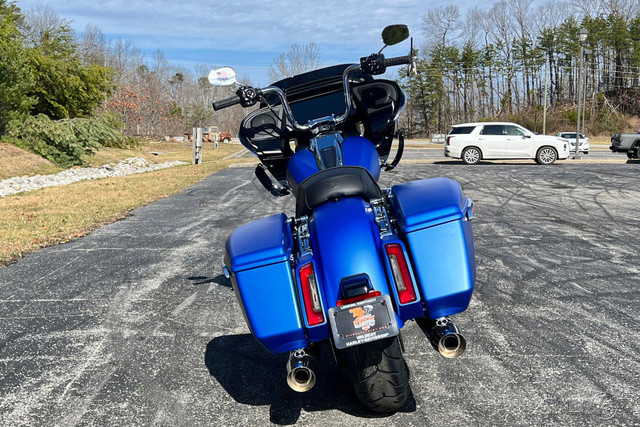 Road Glide®